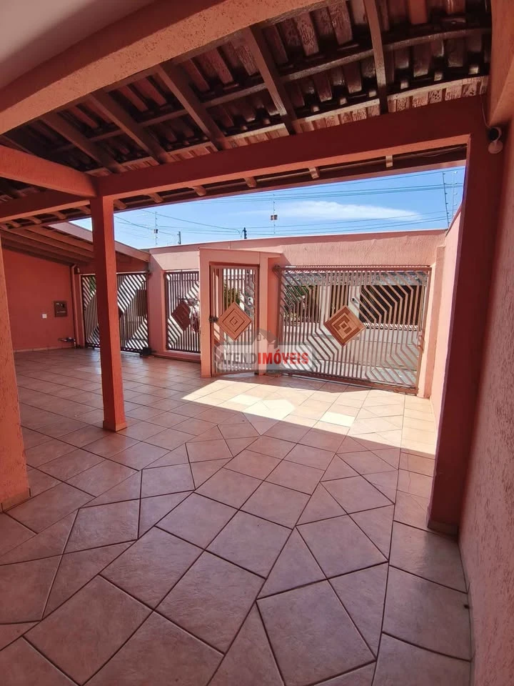 Imagens do imóveis Casa À Venda Armindo Guazzi Londrina