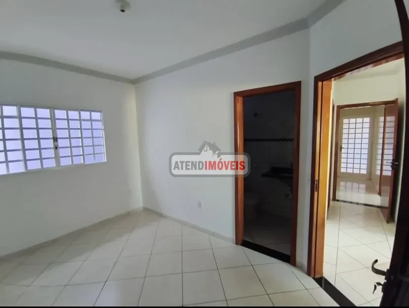 Imagens do imóveis Casa À Venda Jardin Caviuna Rolandia
