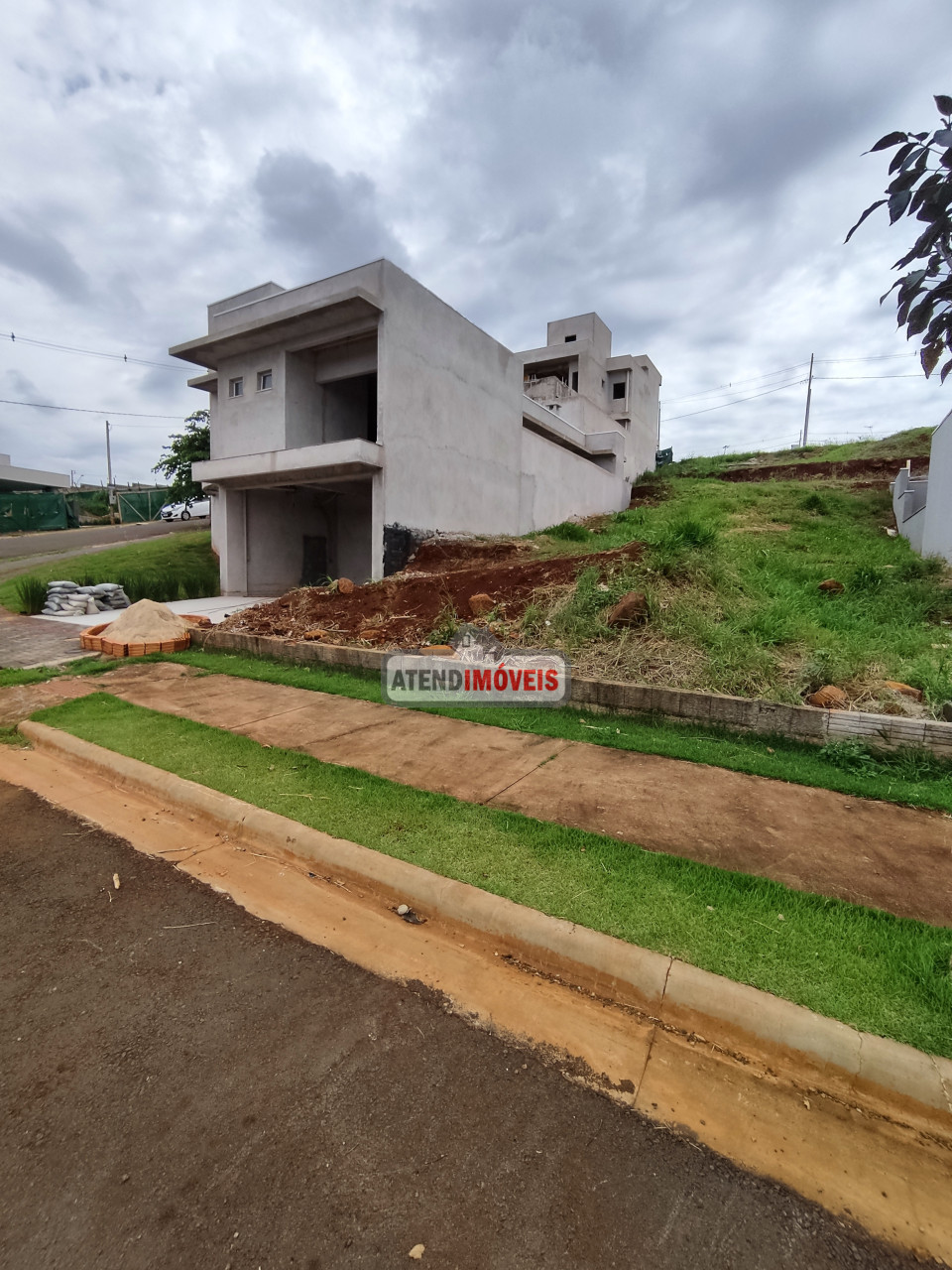 Imagens do imóveis CONDOMÍNIO TAUÁ ARAGUARI