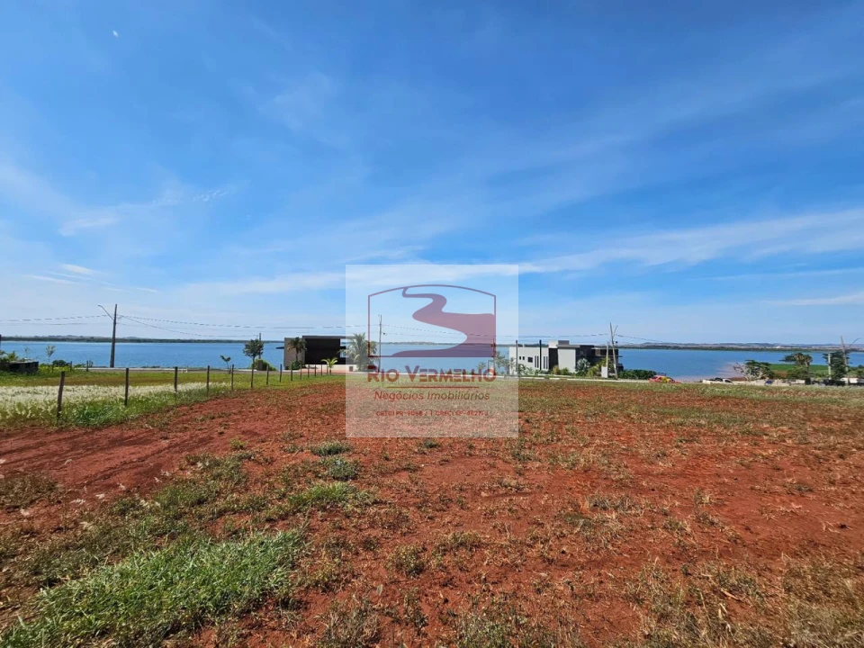 LOTE SECO NA ESTÂNCIA PUNTA DEL ESTE