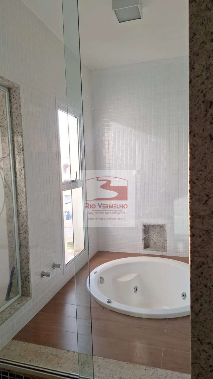 CASA COM 4 QUARTOS AMPLOS NO ECOVILLAS DO LAGO