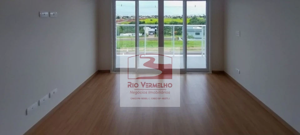 SOBRADO COM 3 DORMITÓRIOS NO CONDOMÍNIO ARAGUARI