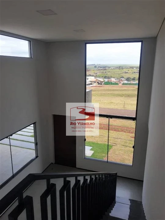 CASA COM 3 SUÍTES NO ECOVILLAS DO LAGO