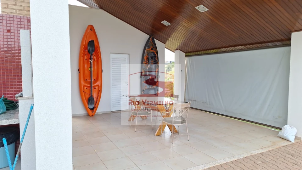 CASA COM 4 QUARTOS AMPLOS NO ECOVILLAS DO LAGO
