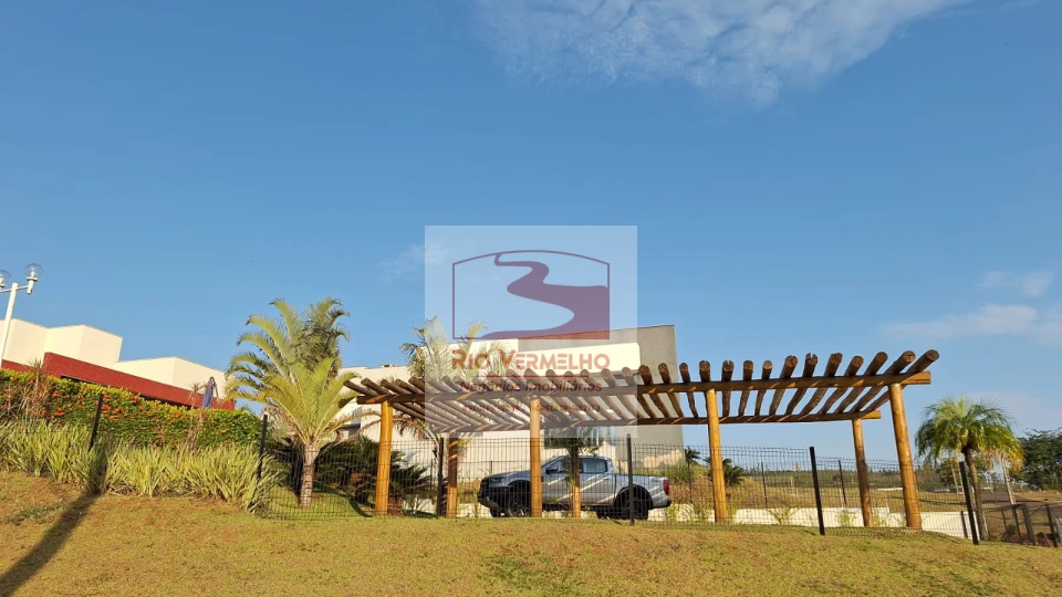 CASA COM 4 QUARTOS AMPLOS NO ECOVILLAS DO LAGO