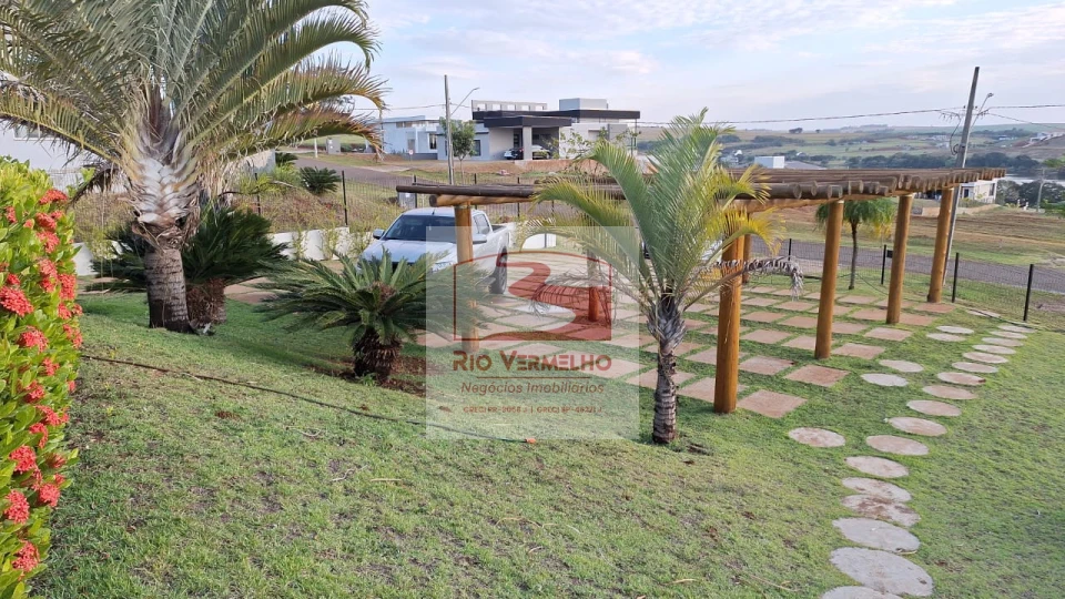 CASA COM 4 QUARTOS AMPLOS NO ECOVILLAS DO LAGO