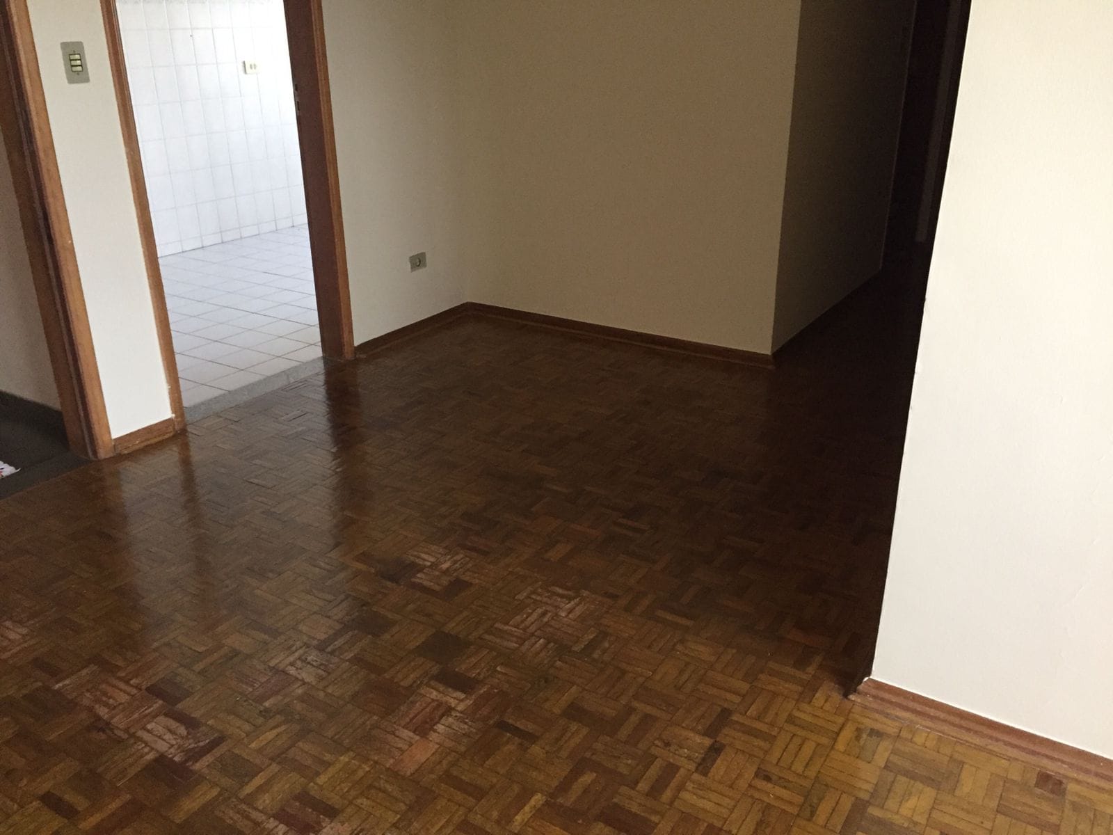 Imagens do imóveis Apartamento à venda e locação 3 Quartos, 1 Vaga, 100M², Nossa Senhora de Lourdes, Londrina - PR  Ed. Rebeca
