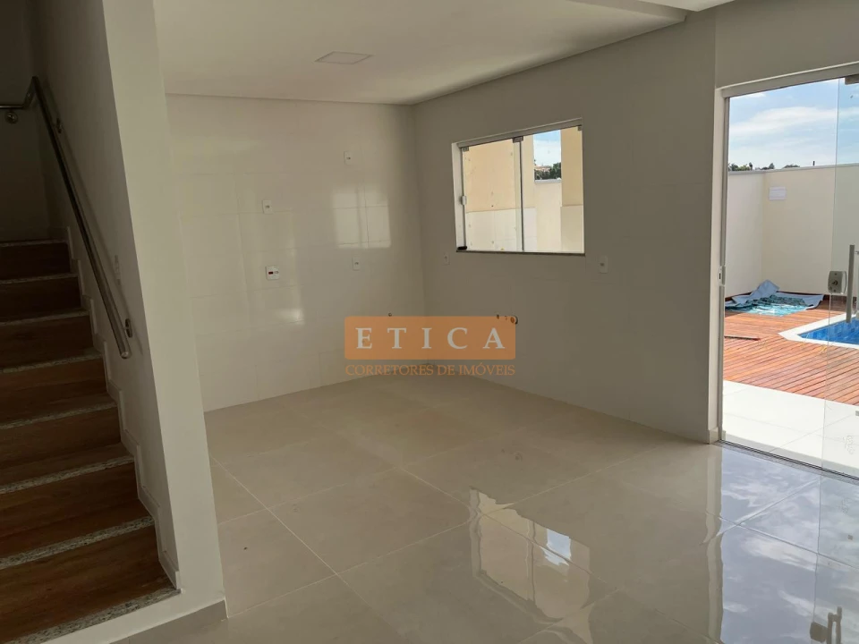 Imagens do imóveis Casa Em Condomínio À Venda Condomínio Morada Das Flores  Cambé