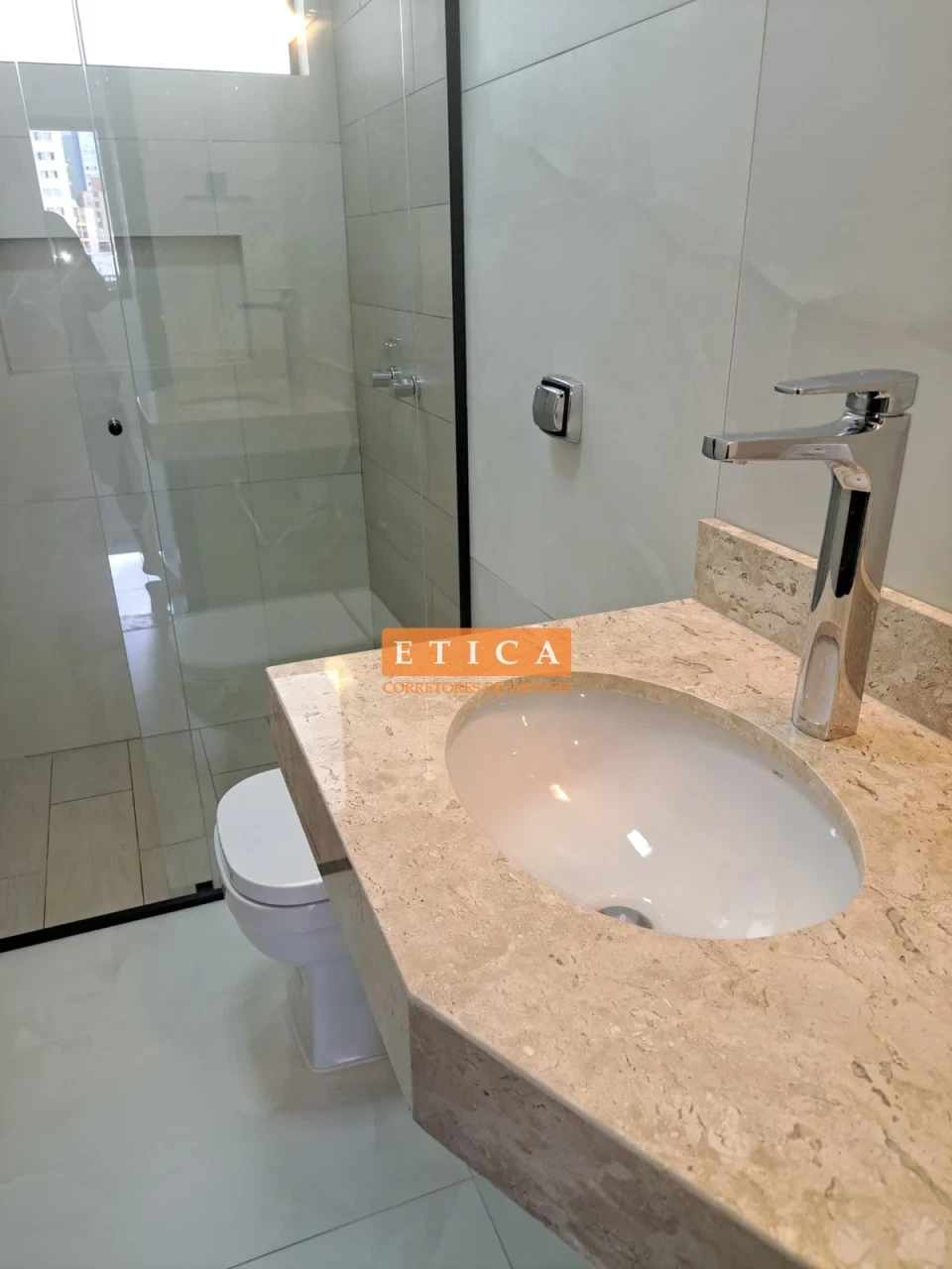 Imagens do imóveis Apartamento À Venda Condominio Edificio Luiz Xv Londrina