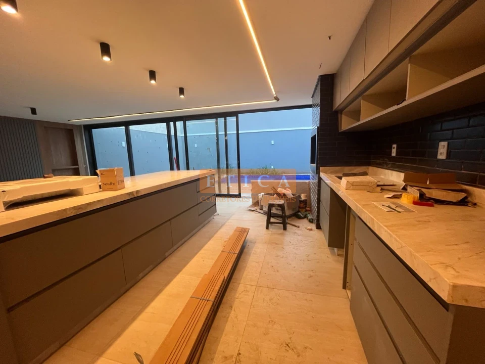 Imagens do imóveis Casa Em Condomínio À Venda Condomínio Residencial Royal Forest Londrina