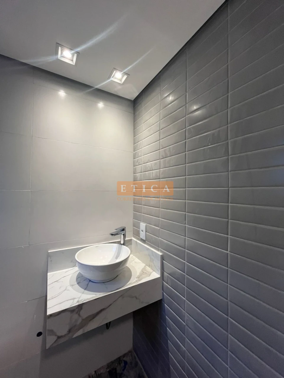 Imagens do imóveis Casa Em Condomínio À Venda Condomínio Residencial Royal Forest Londrina