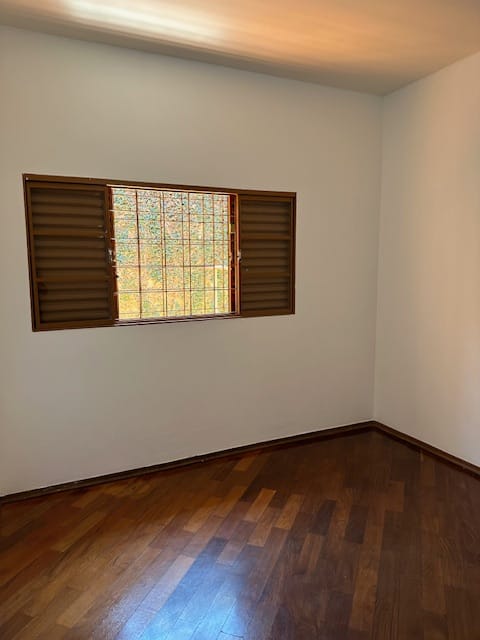 Imagens do imóveis OPORTUNIDADE - Imóvel locado à venda, 2 Quartos, 2 Vagas, 103.28M², Conjunto Habitacional Santiago II, Londrina - PR