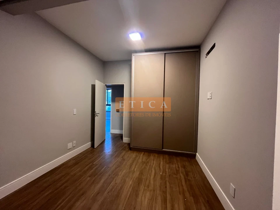 Imagens do imóveis Casa Em Condomínio À Venda Condomínio Residencial Royal Forest Londrina