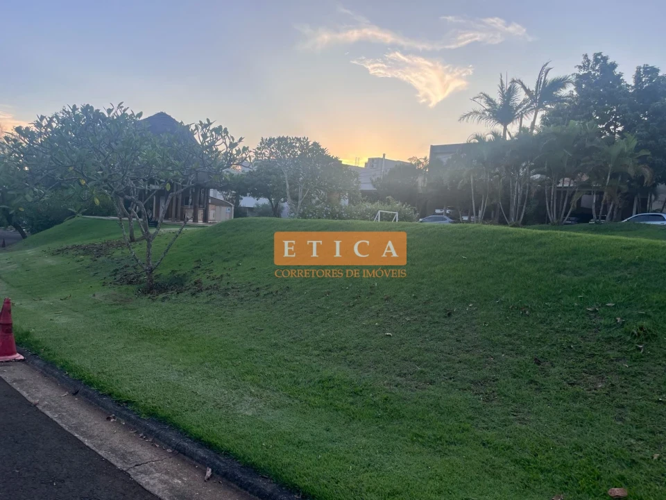 Imagens do imóveis CONDOMÍNIO RESIDENCIAL ROYAL FOREST