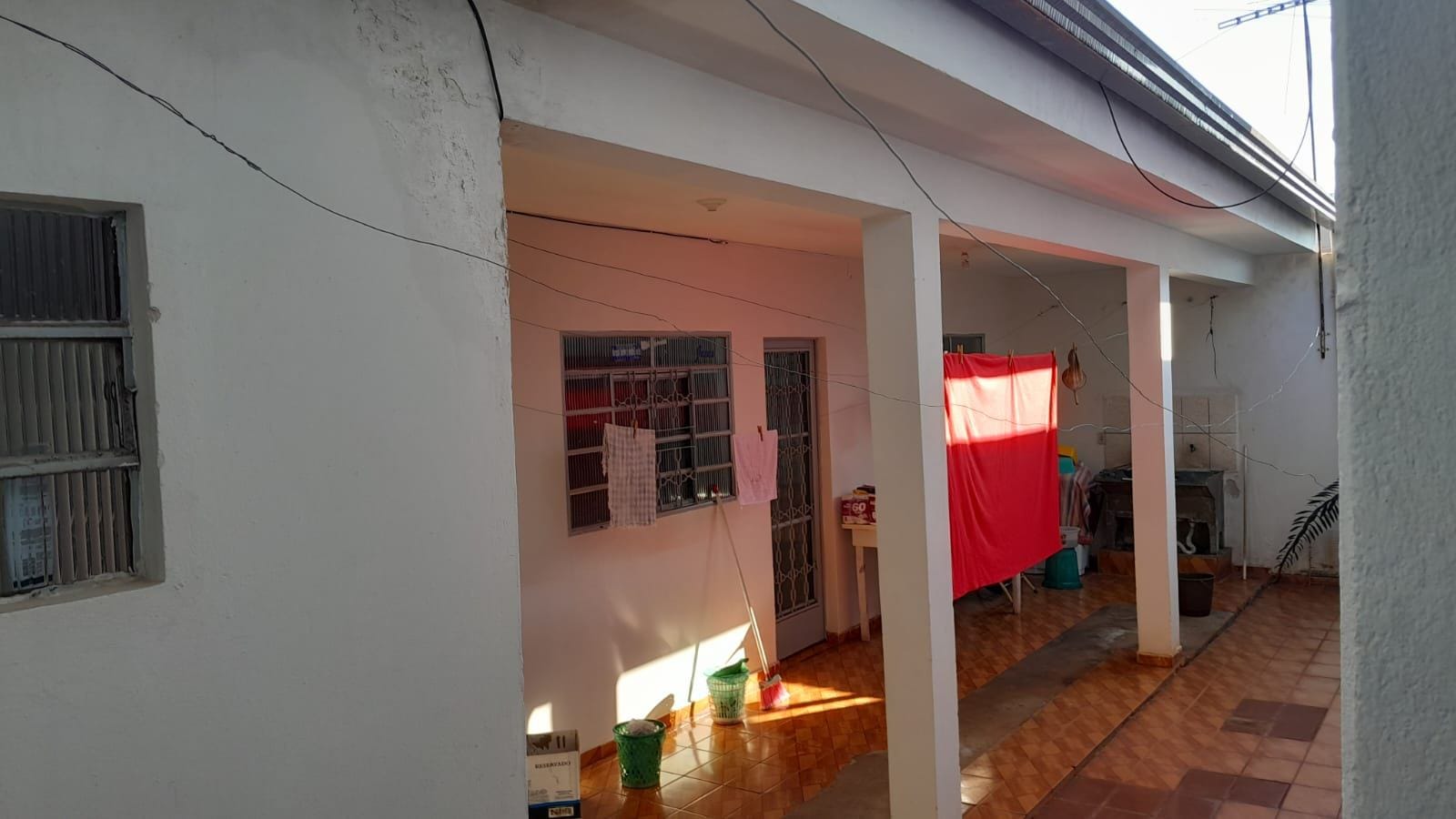 Imagens do imóveis Casa à venda, Conjunto Habitacional Maria Cecília Serrano de Oliveira, Londrina, PR