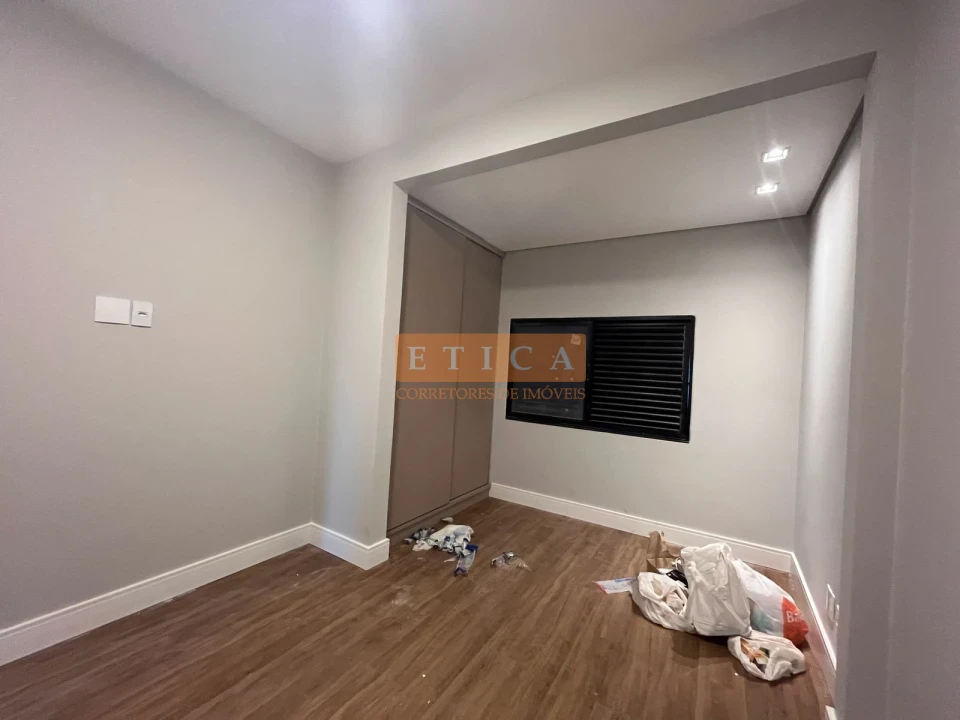 Imagens do imóveis Casa Em Condomínio À Venda Condomínio Residencial Royal Forest Londrina