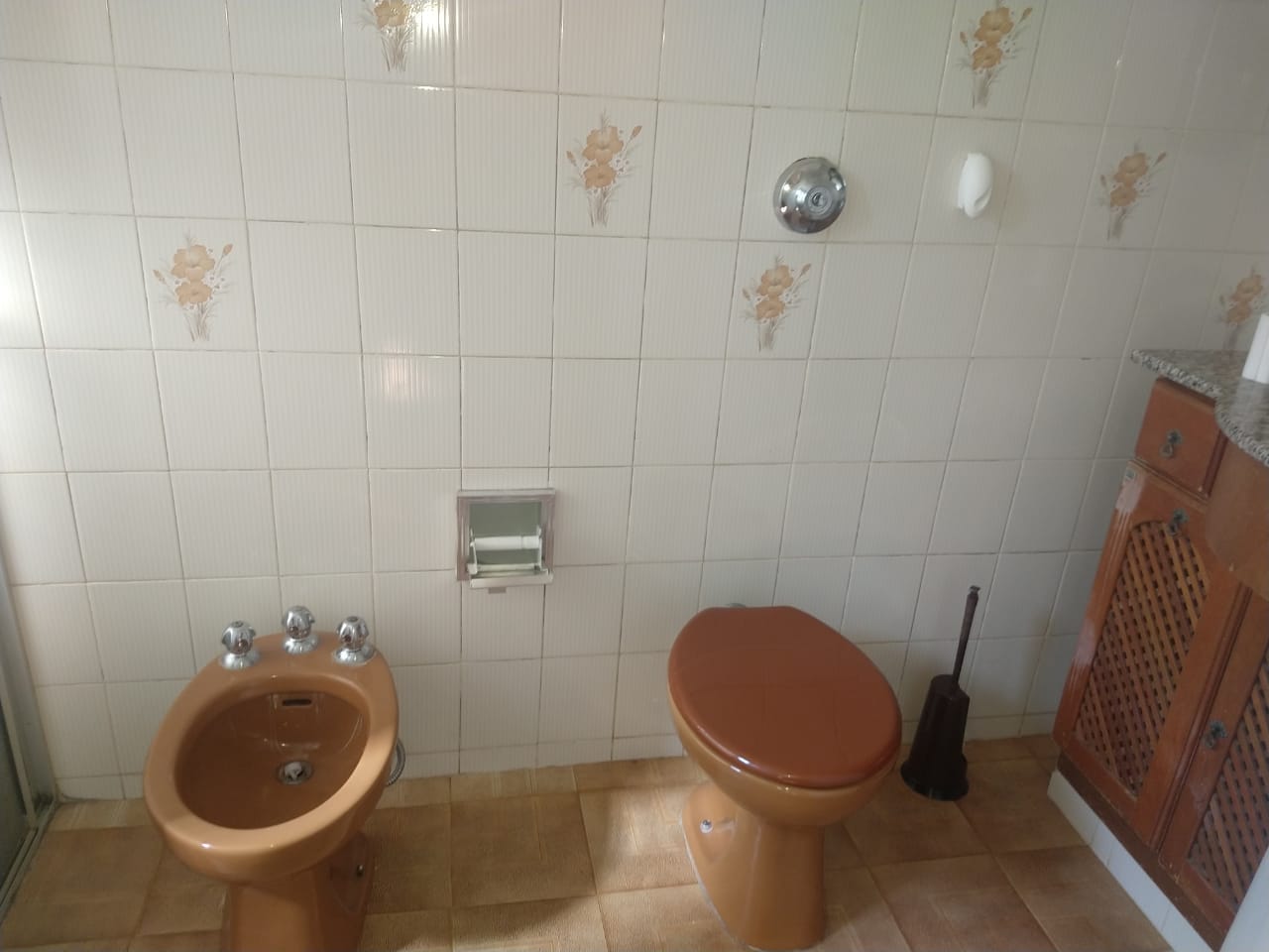 Imagens do imóveis Casa à venda 3 Quartos, 1 Suite, 2 Vagas, 212.35M², Santa Mônica, Londrina - PR