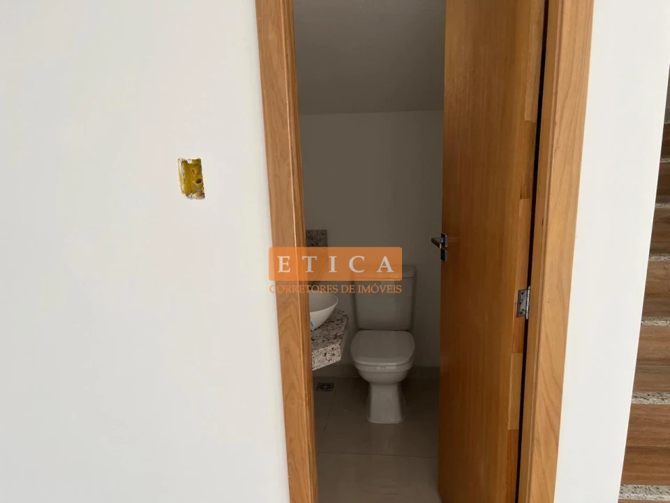 Imagens do imóveis Casa Em Condomínio À Venda Condomínio Morada Das Flores  Cambé