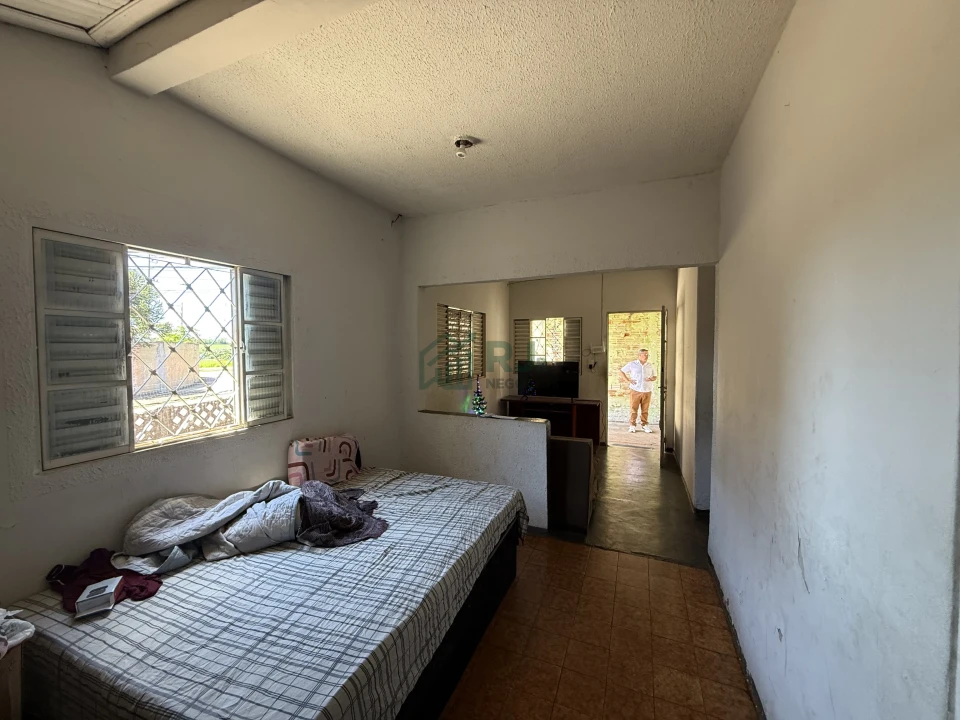 Imagens do imóveis Terreno Comercial/Residencial à venda na Zona Leste