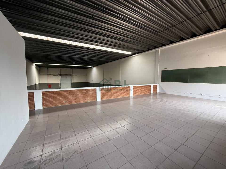 Imagens do imóveis BARRACÃO PARA LOCAÇÃO | REGIÃO LESTE | LONDRINA/PR