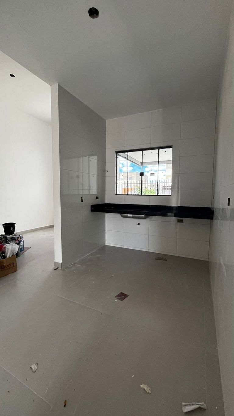 VENDE ? CASA GEMINADA NA ZONA NORTE DE LONDRINA