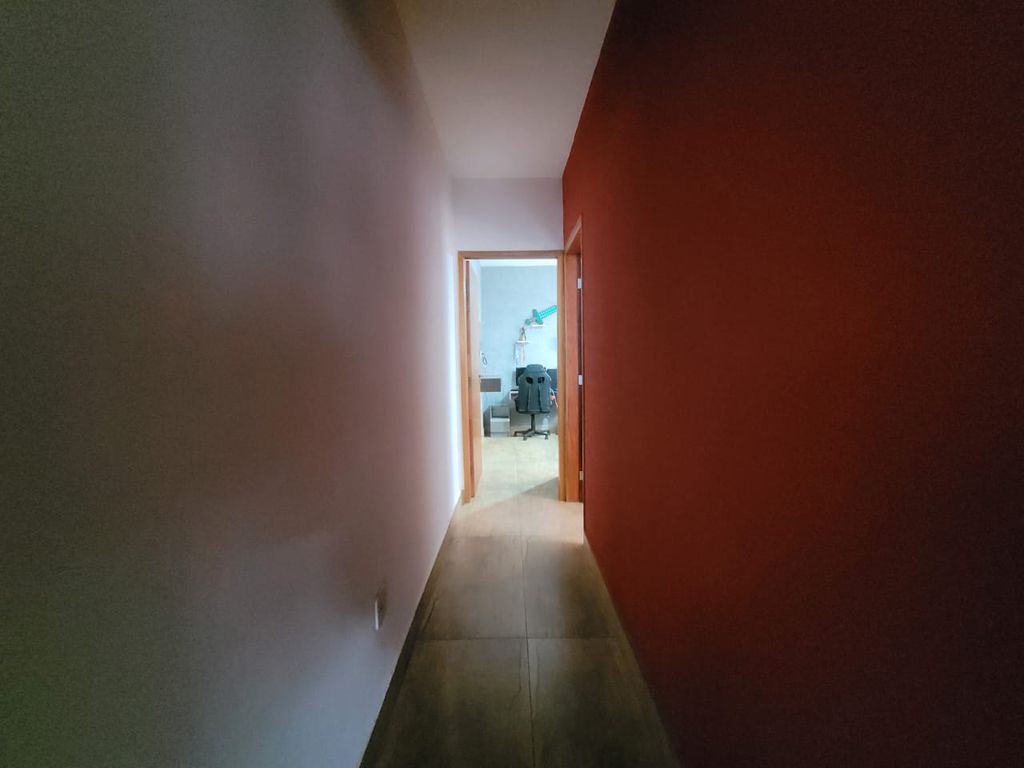 Excelente Casa à venda na Zona Norte de Londrina