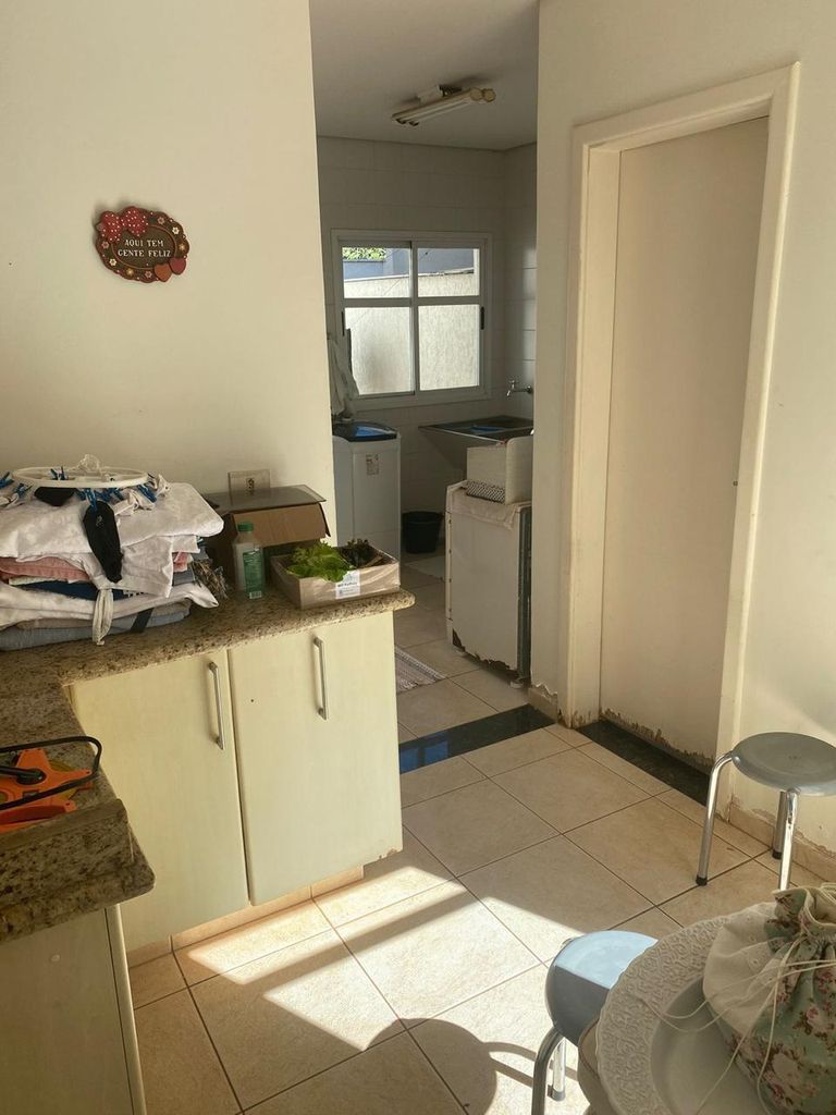 Venda/Permuta, Sobrado de Alto Padrão Recanto Pitanguá - Londrina PR