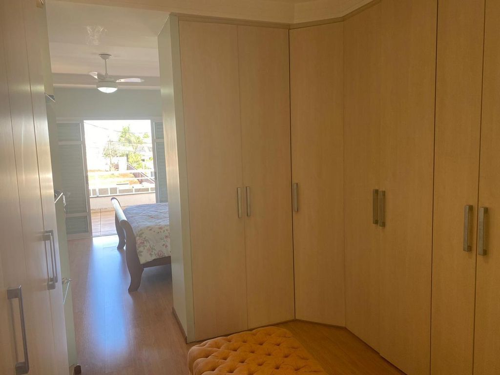 Venda/Permuta, Sobrado de Alto Padrão Recanto Pitanguá - Londrina PR