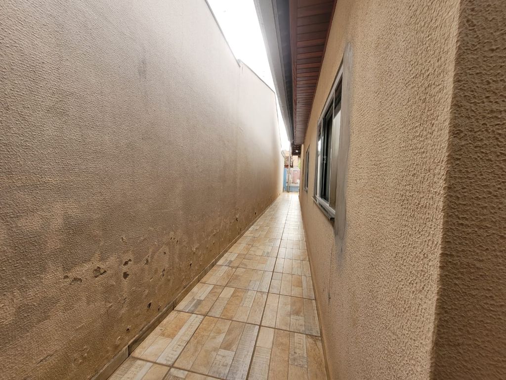 Excelente Casa à venda na Zona Norte de Londrina