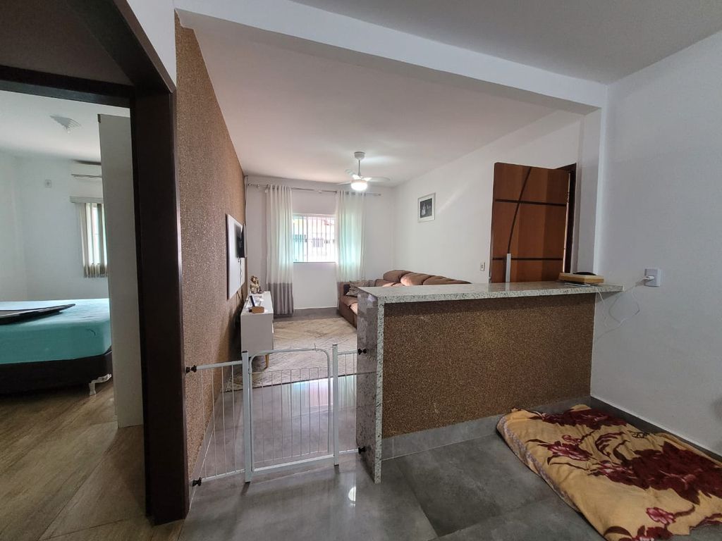 Excelente Casa à venda na Zona Norte de Londrina