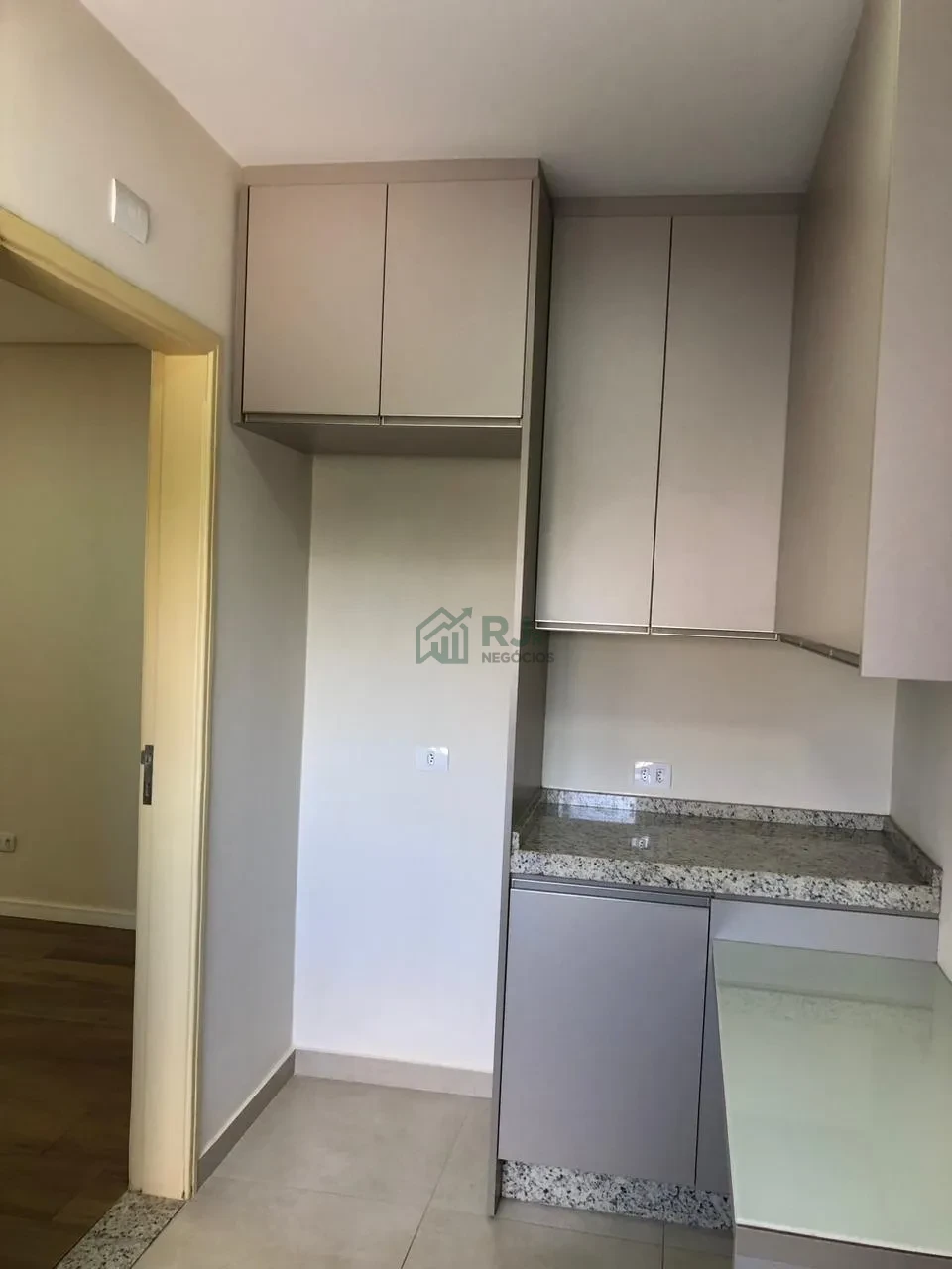 Imagens do imóveis Apartamento À Venda Condomínio Ilha Das Flores Londrina - Larsen