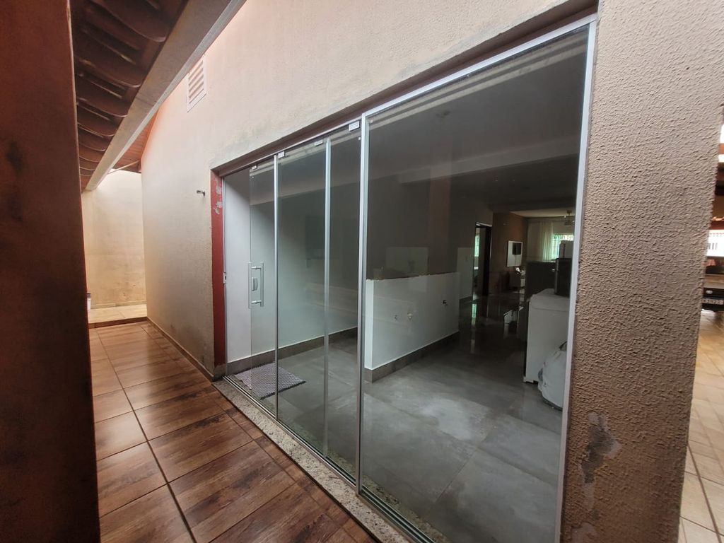 Excelente Casa à venda na Zona Norte de Londrina