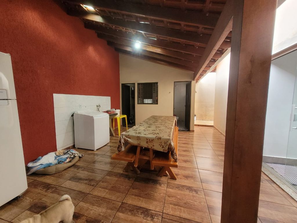 Excelente Casa à venda na Zona Norte de Londrina