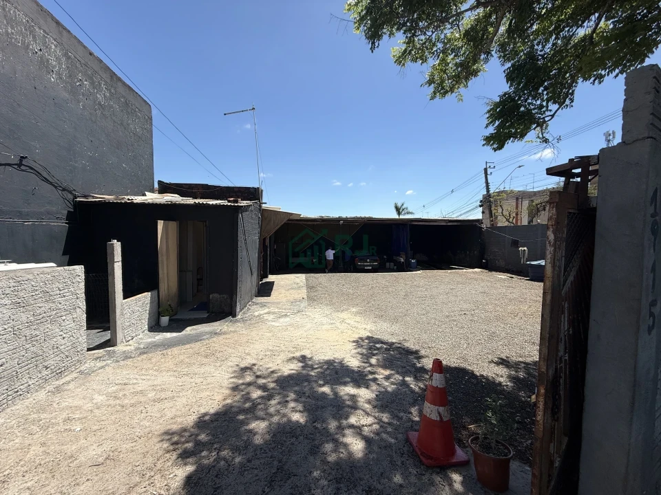 Imagens do imóveis Terreno Comercial/Residencial à venda na Zona Leste