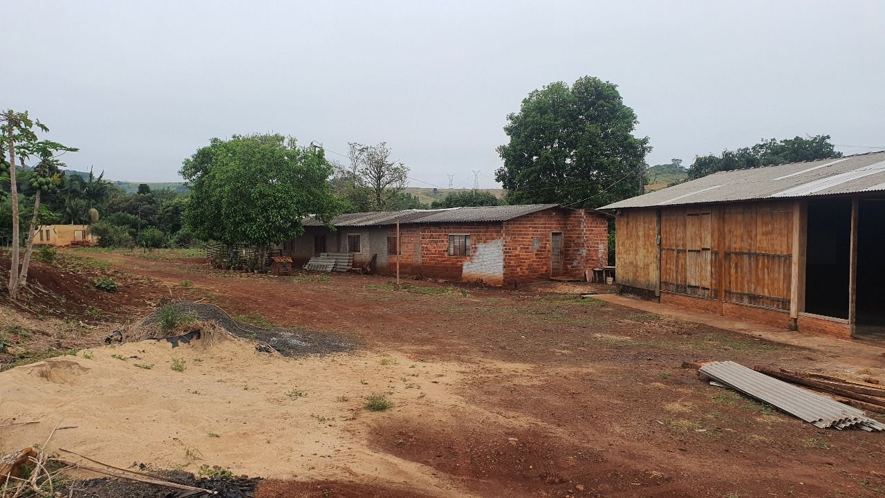 Sítio à venda em Londrina ? PR (Distrito de Taquaruna)