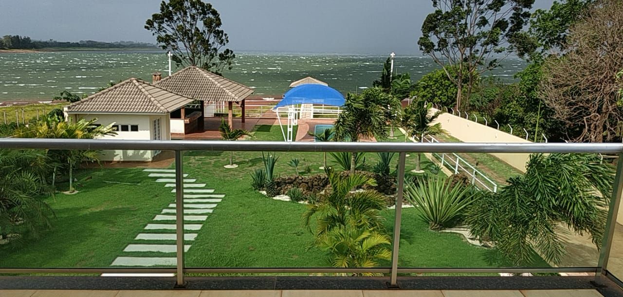 Chácara Molhada de Alto Padrão ? Pé na Água ? Primeiro de Maio/PR