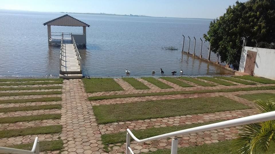 Chácara Molhada de Alto Padrão ? Pé na Água ? Primeiro de Maio/PR