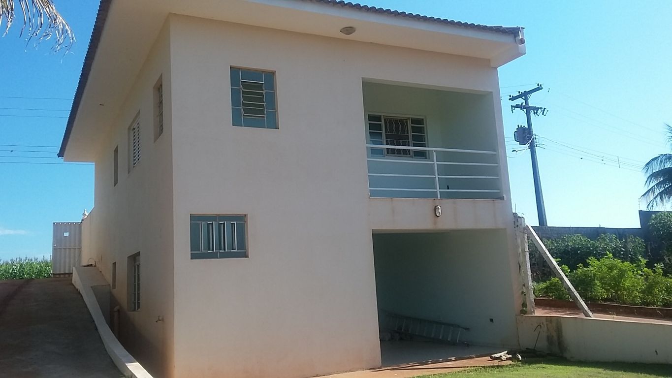 Chácara Molhada de Alto Padrão ? Pé na Água ? Primeiro de Maio/PR