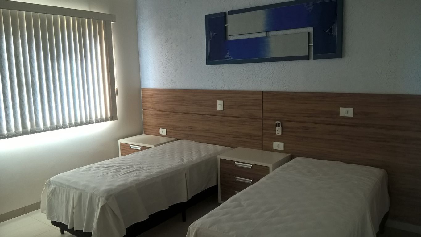 Imagens do imóveis Chácara Molhada de Alto Padrão ? Pé na Água ? Primeiro de Maio/PR