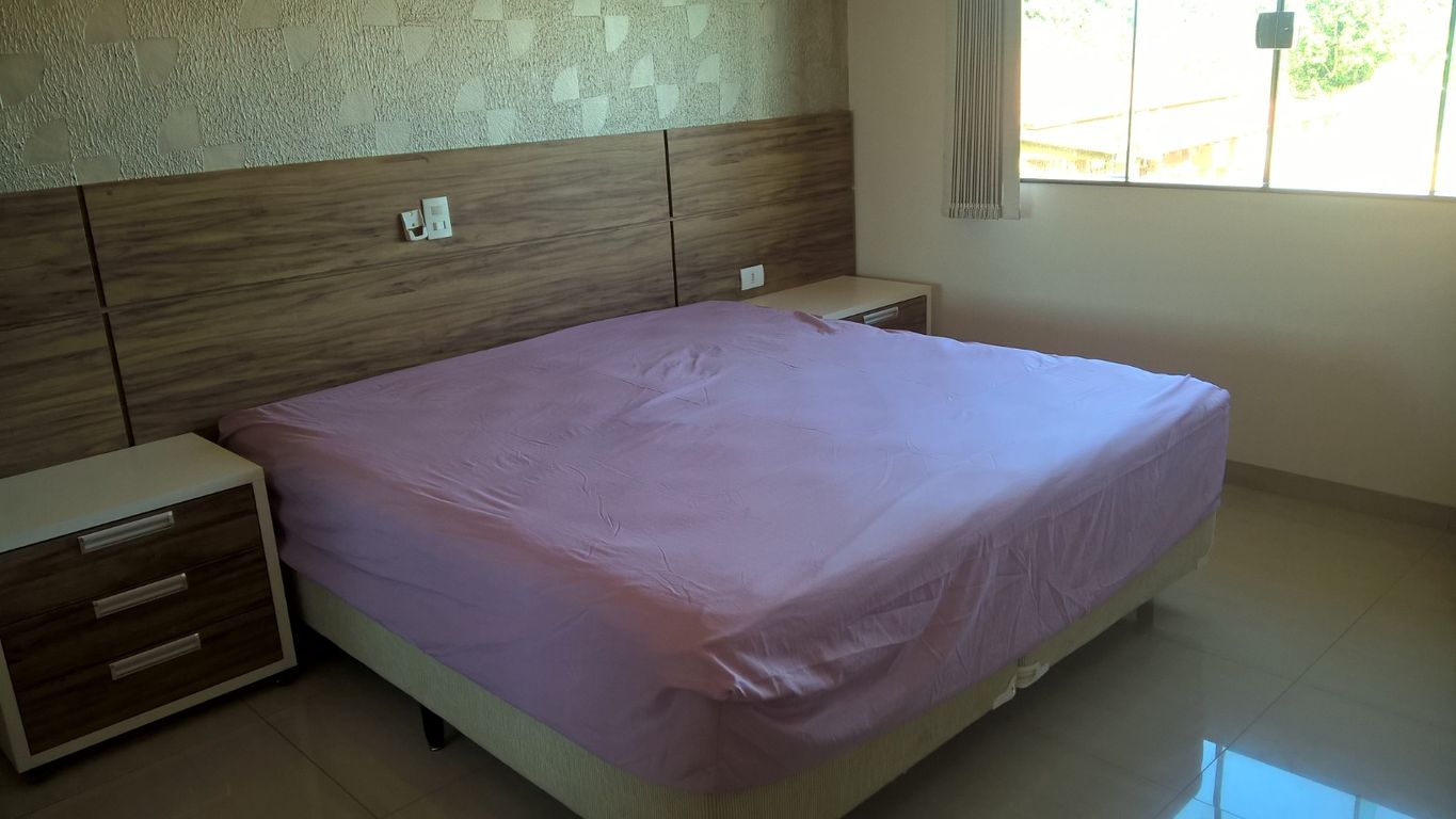 Imagens do imóveis Chácara Molhada de Alto Padrão ? Pé na Água ? Primeiro de Maio/PR