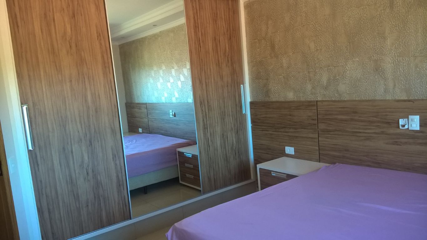 Imagens do imóveis Chácara Molhada de Alto Padrão ? Pé na Água ? Primeiro de Maio/PR