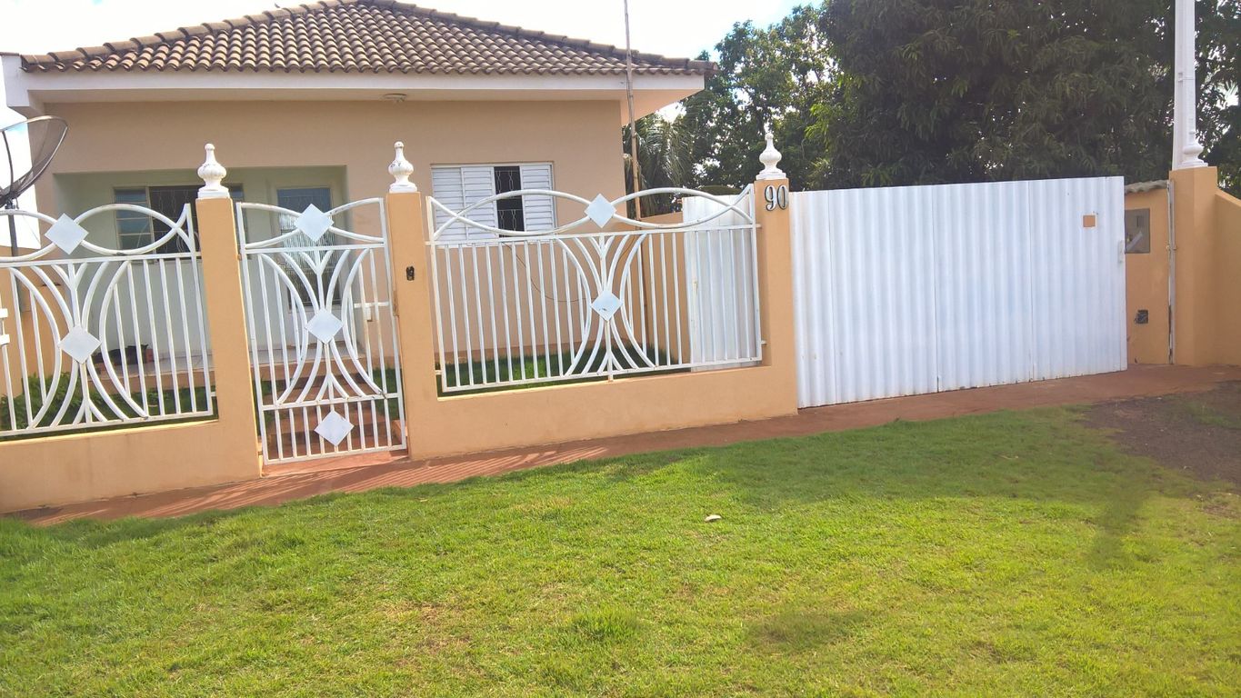 Imagens do imóveis Chácara Molhada de Alto Padrão ? Pé na Água ? Primeiro de Maio/PR