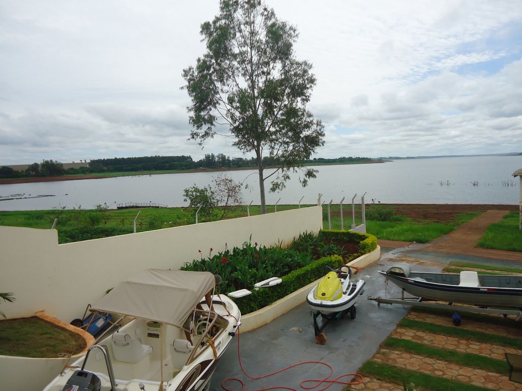 Imagens do imóveis Chácara Molhada de Alto Padrão ? Pé na Água ? Primeiro de Maio/PR