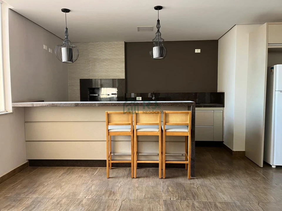 Apartamento Amplo com 3 Quartos e Suíte à Venda no Centro de Londrina