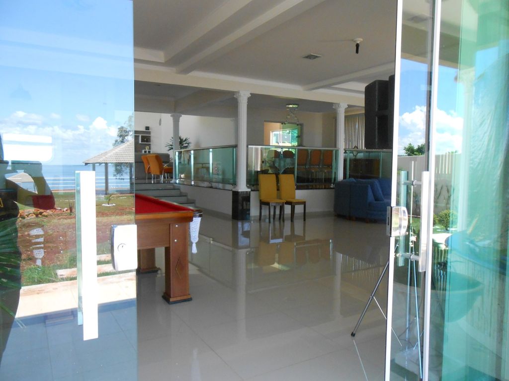 Imagens do imóveis Chácara Molhada de Alto Padrão ? Pé na Água ? Primeiro de Maio/PR