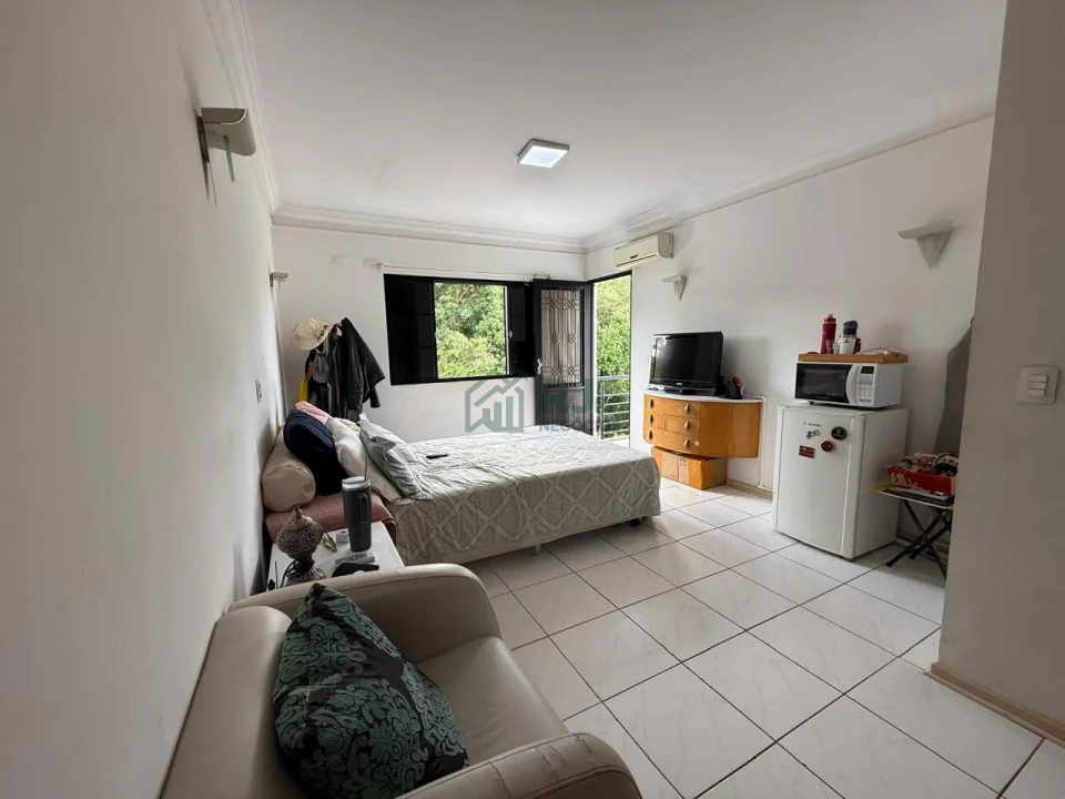 Imagens do imóveis Casa Em Condomínio À Venda Parque Residencial Alcântara Londrina