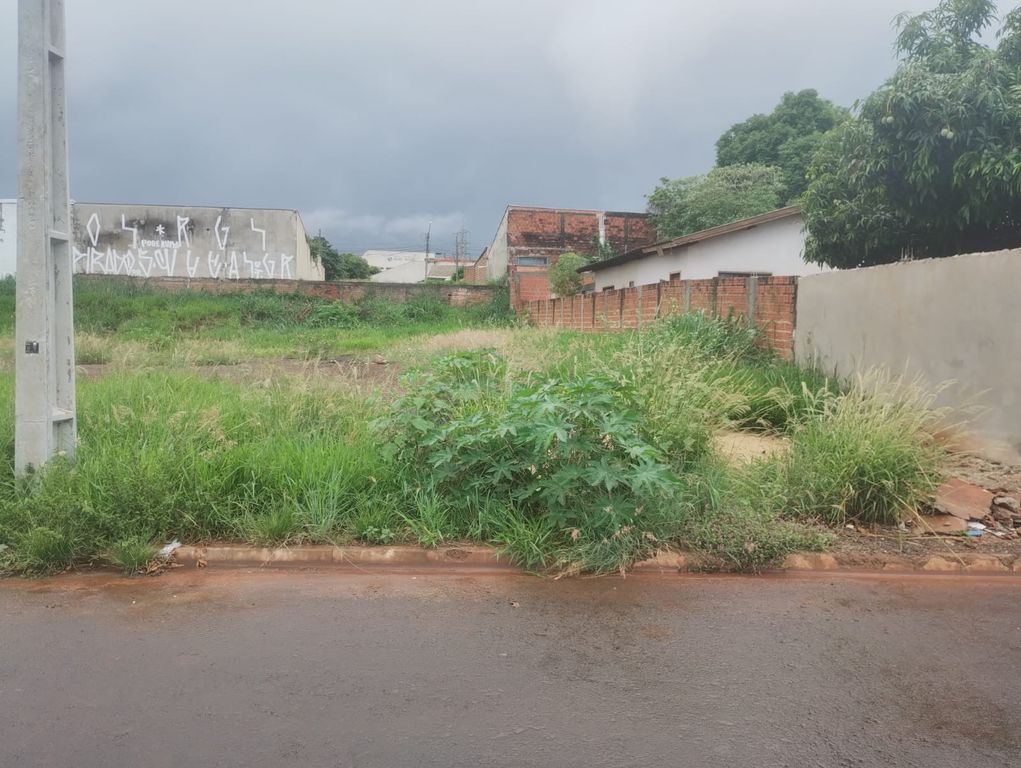 Terreno à Venda ? Jardim Interlagos Zona Leste de Londrina