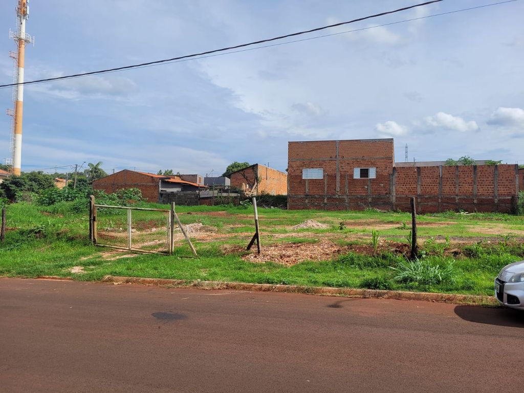 Terreno à Venda ? Jardim Interlagos Zona Leste de Londrina