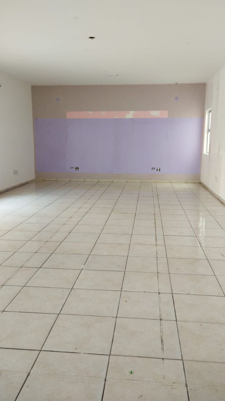 Salão Comercial Avenida São João, ele é moderno, com recepção