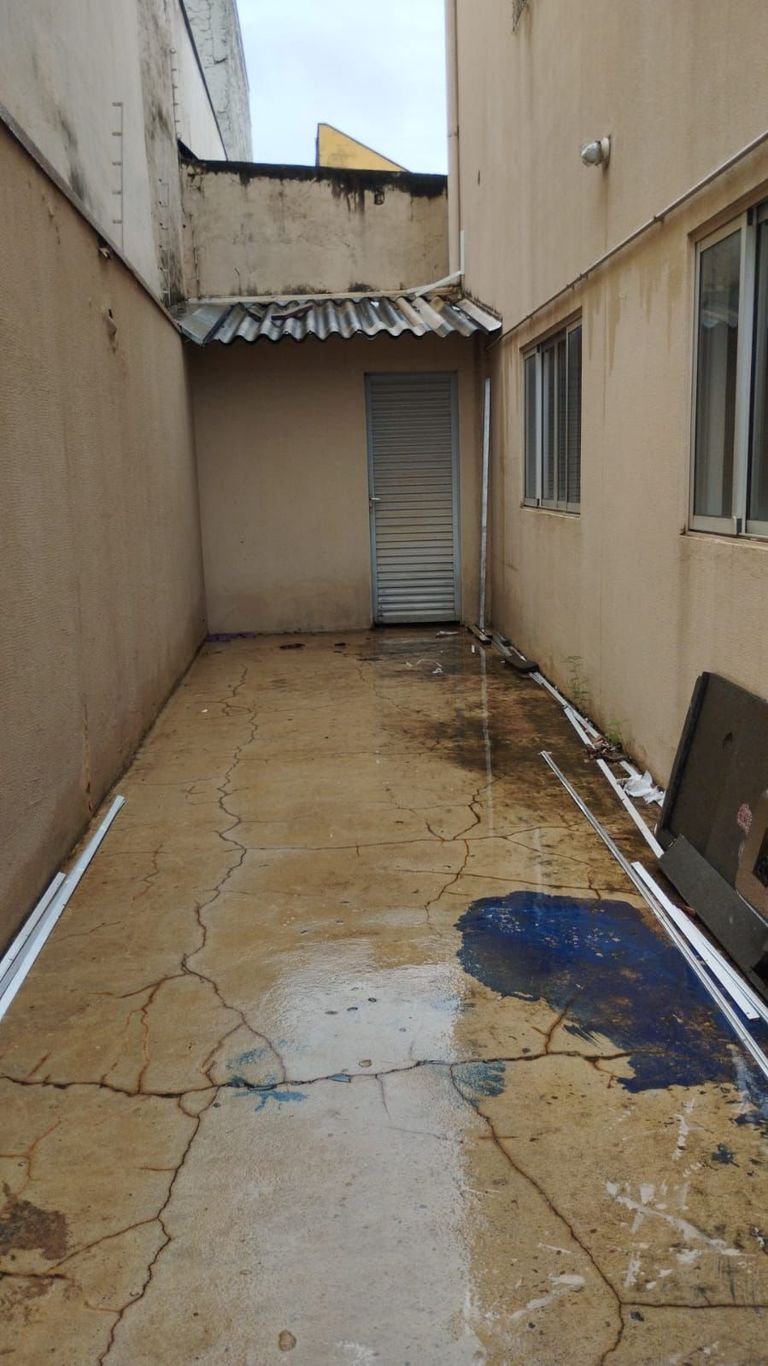 Salão Comercial Avenida São João, ele é moderno, com recepção